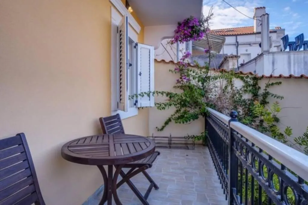 Lovely House, Near City Center, Mali Losinj Apartment
