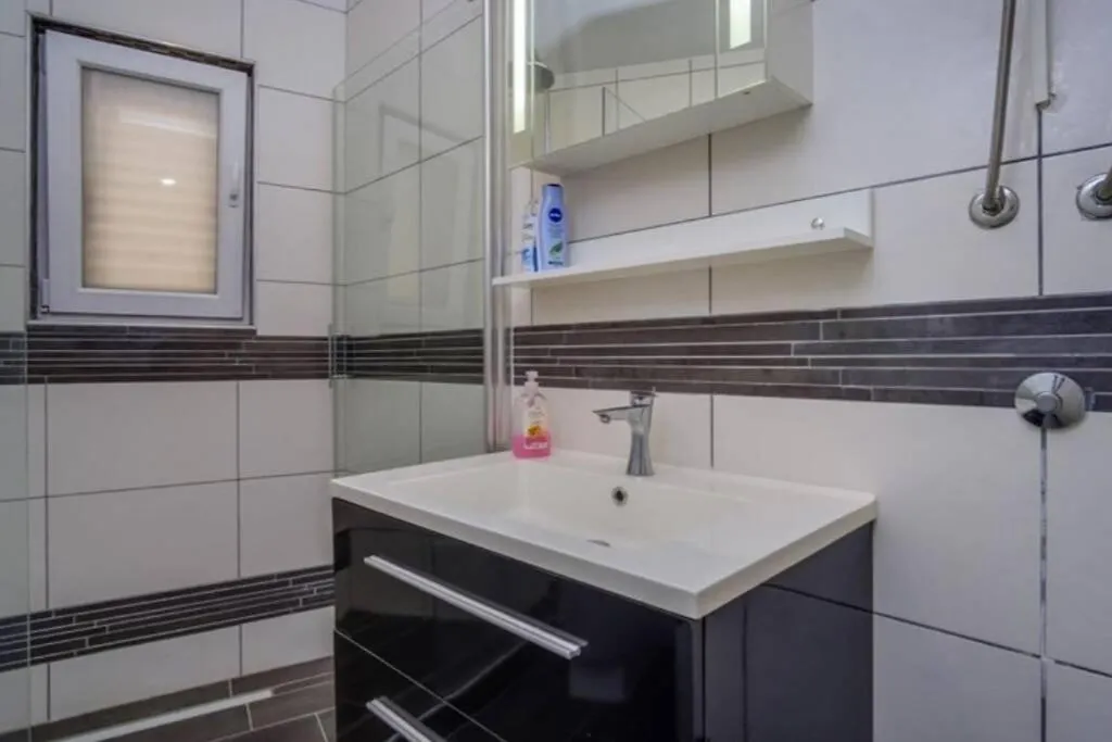 Apartment Lovely House, Near City Center, Mali Losinj